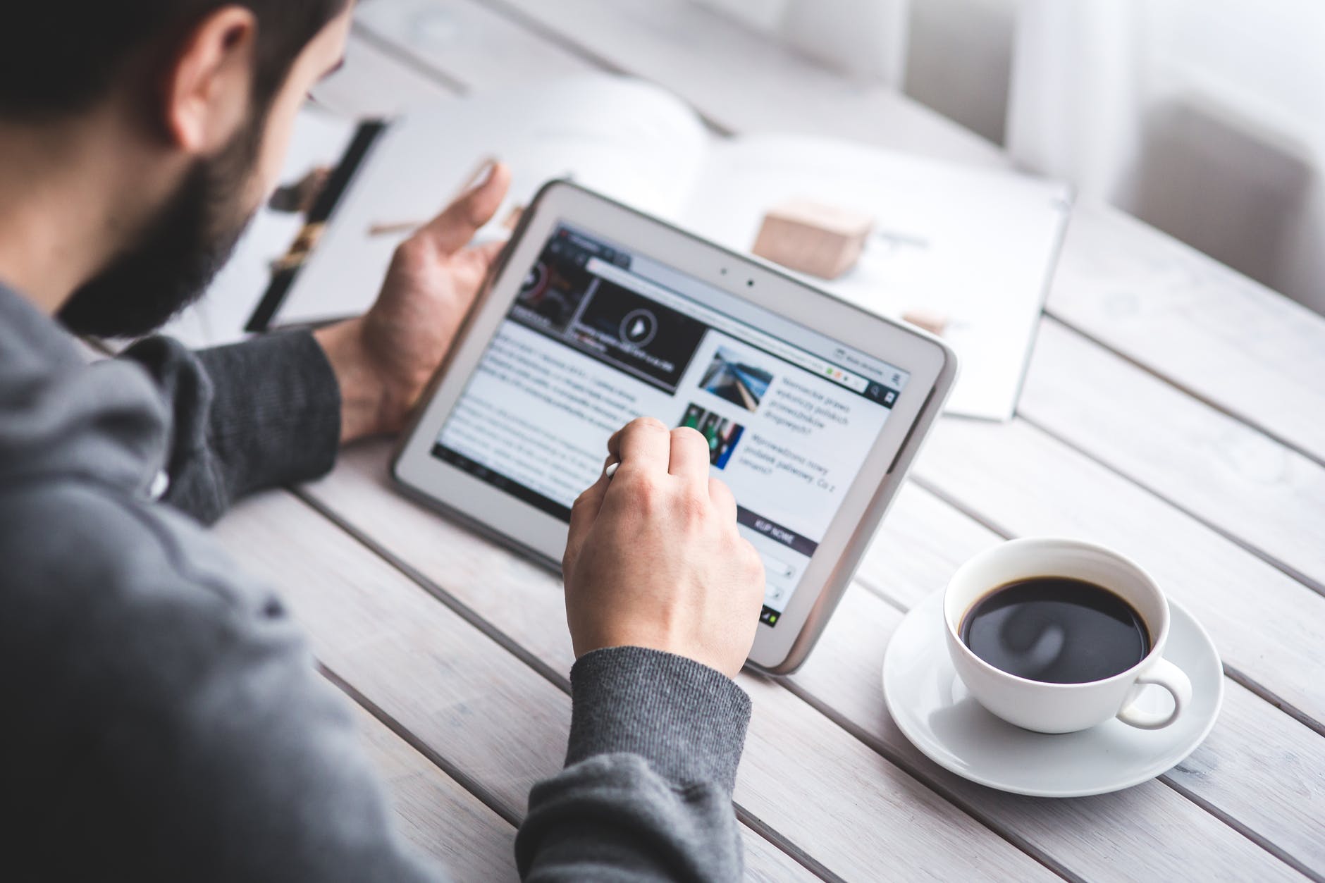 Online Learning with MoodleNet